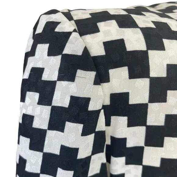 Adrianna Papell 100% silk Black and White Geometric Jacket- Size 8 roughly