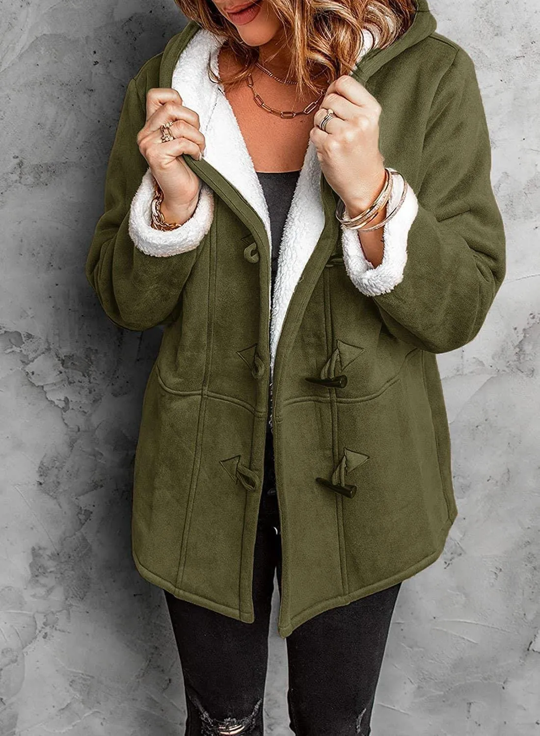 Augusta | Women's coat with hood and velvet horn