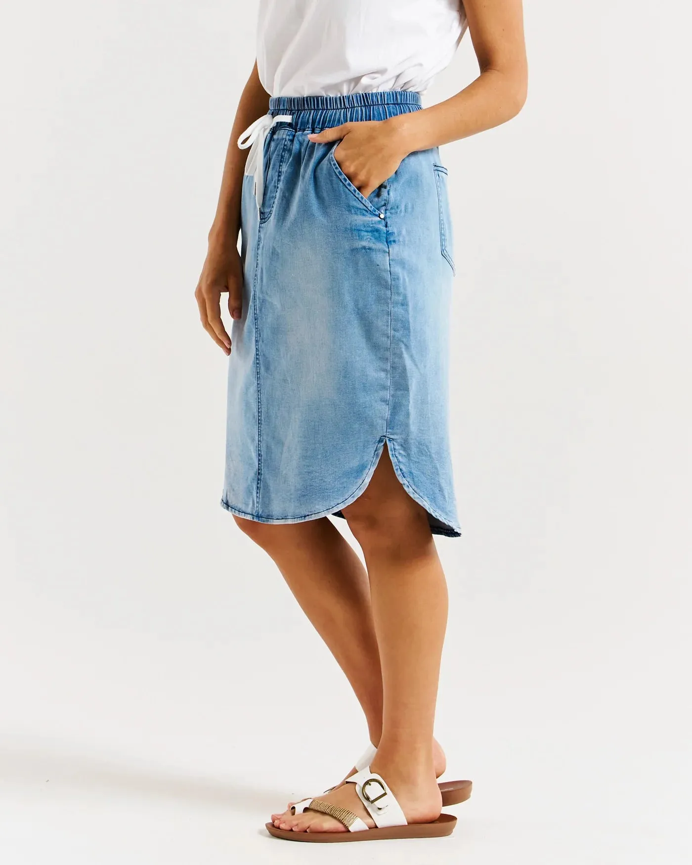 Betty Basics - Alina Denim Skirt - Denim Blue
