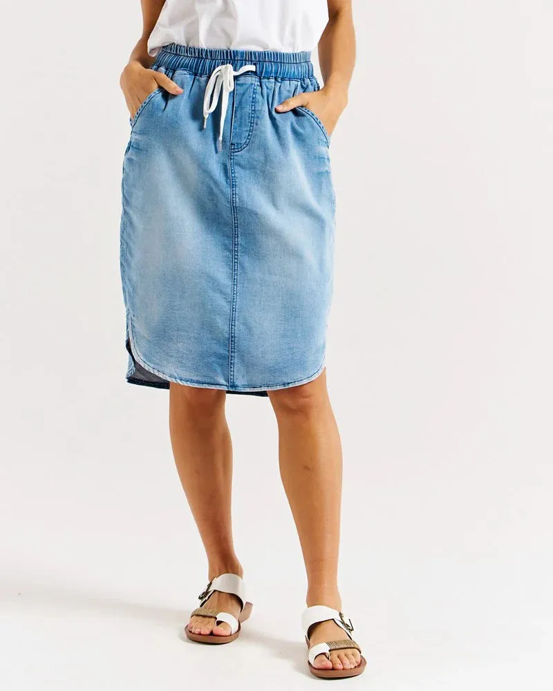 Betty Basics - Alina Denim Skirt - Denim Blue