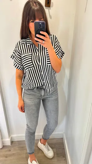 BLACK AND WHITE STRIPE CHEESECLOTH SHORT SLEEVE SHIRT