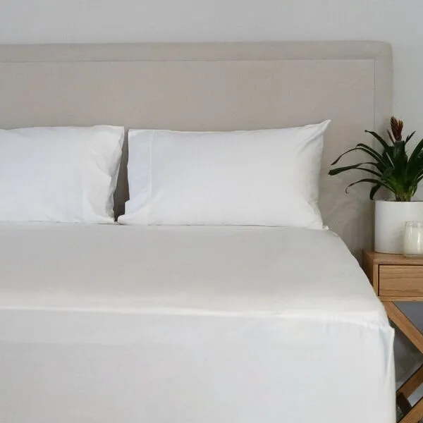 Cumulus Cotton Tailored Neverslip™ Fitted Sheets and Pillowcases