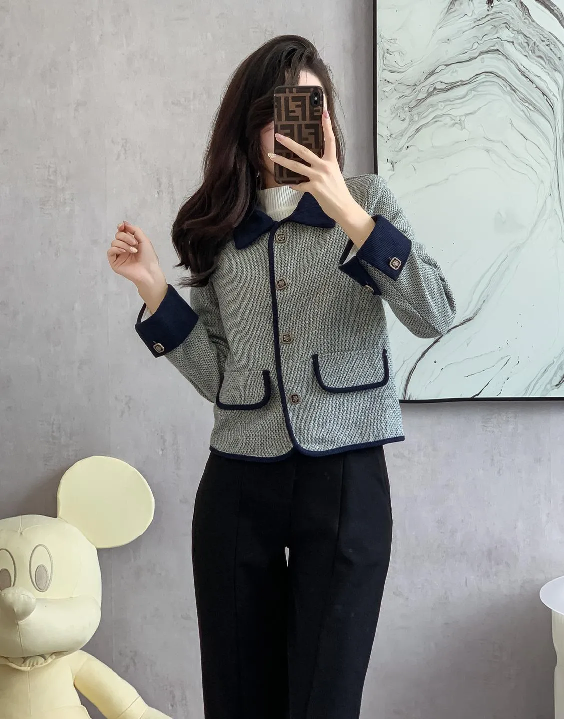 Elegant Textured Print Blazer with Button-up Design for Her