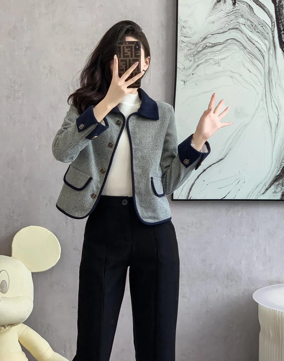 Elegant Textured Print Blazer with Button-up Design for Her
