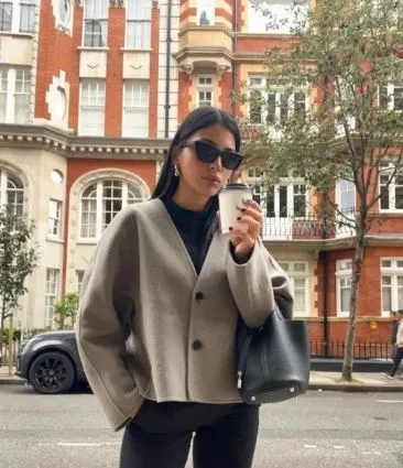 Elegant wool-likelen jacket