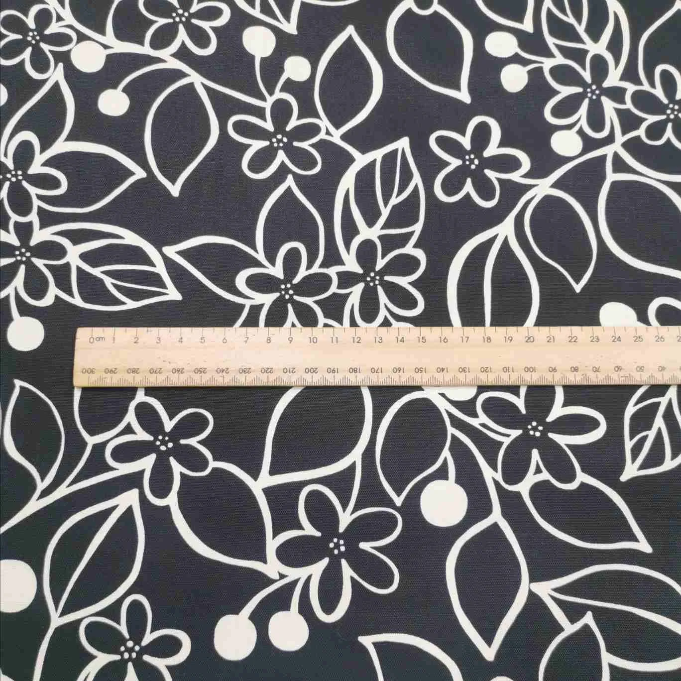 Japanese Cotton Oxford, Linear Flowers, Black