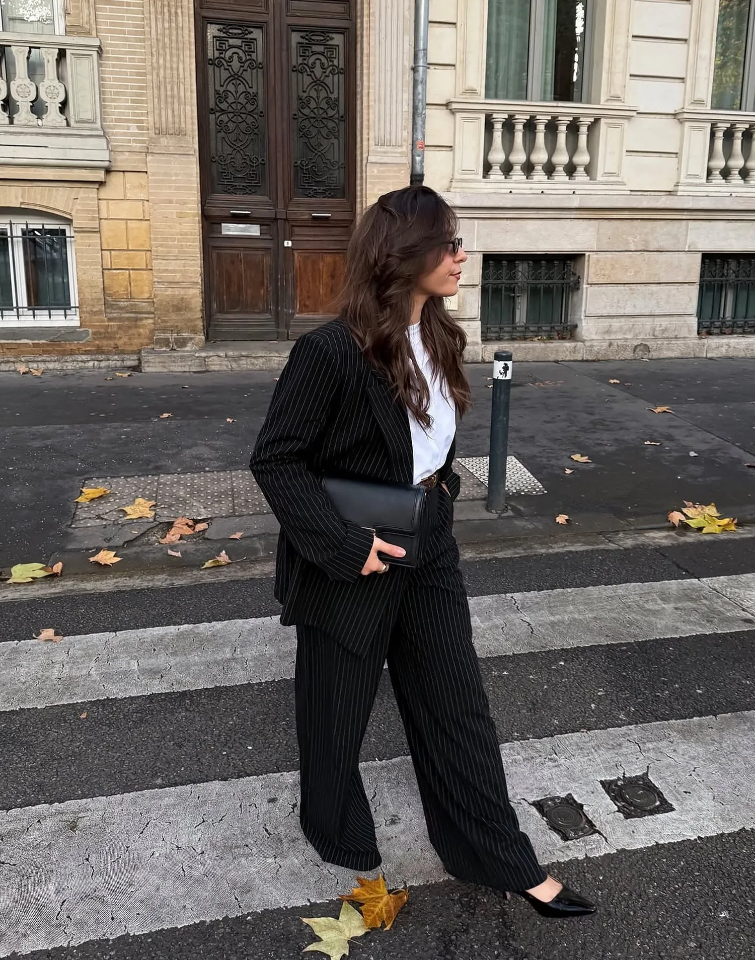 Kenza Blazer (Black Pinstripe)