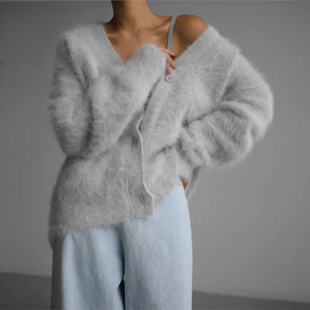 KIARA™ - Soft Buttoned Sweater