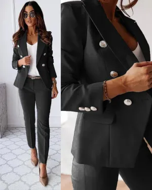 Lyla: A sophisticated blazer ensemble