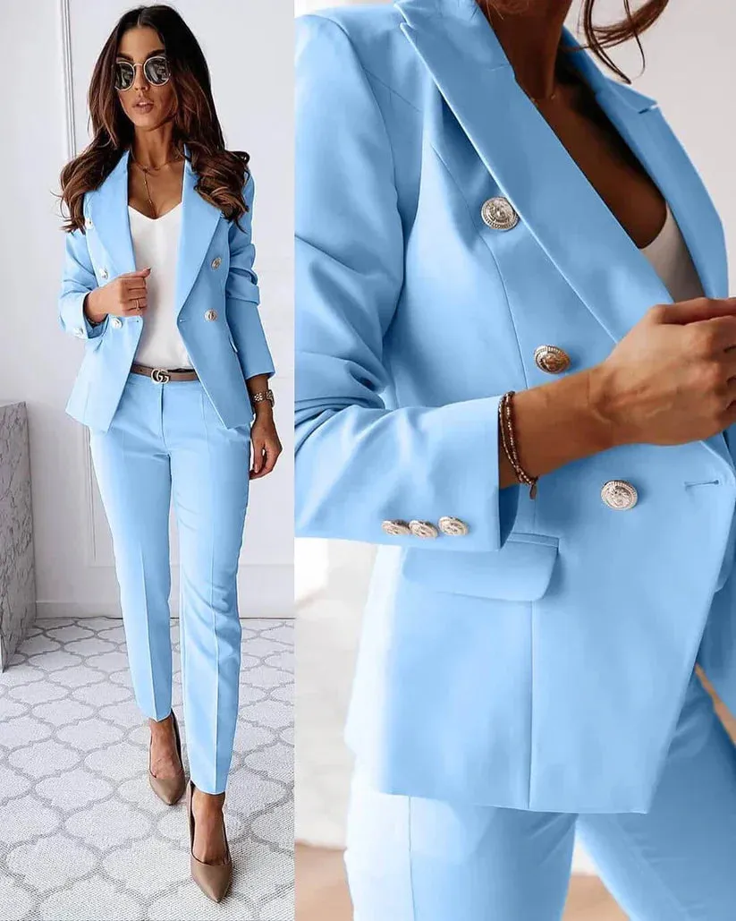 Lyla: A sophisticated blazer ensemble