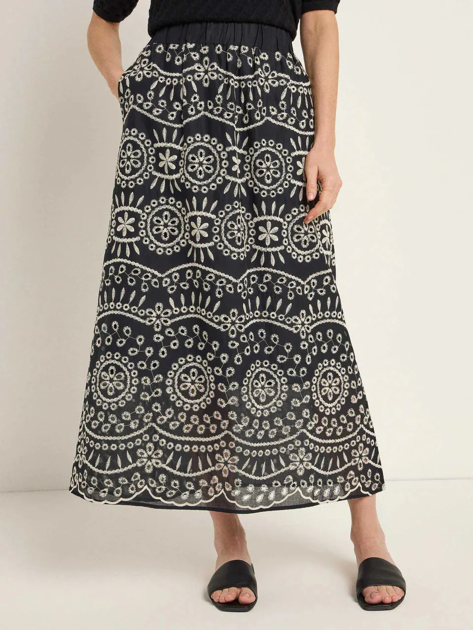 maxi skirt with embroidery