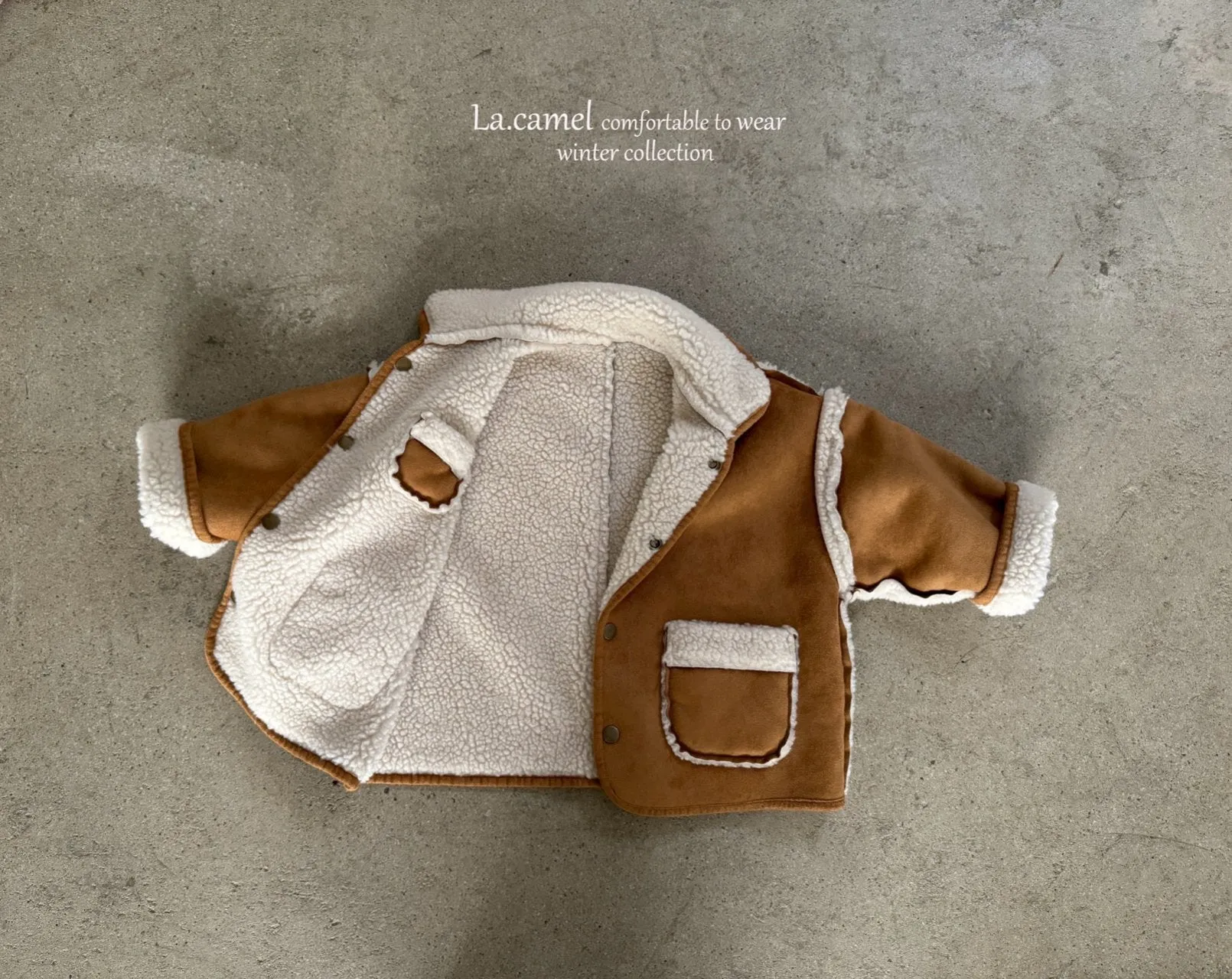 PRE-ORDER LA CAMEL REVERSIBLE COAT TEDDY/SUEDE