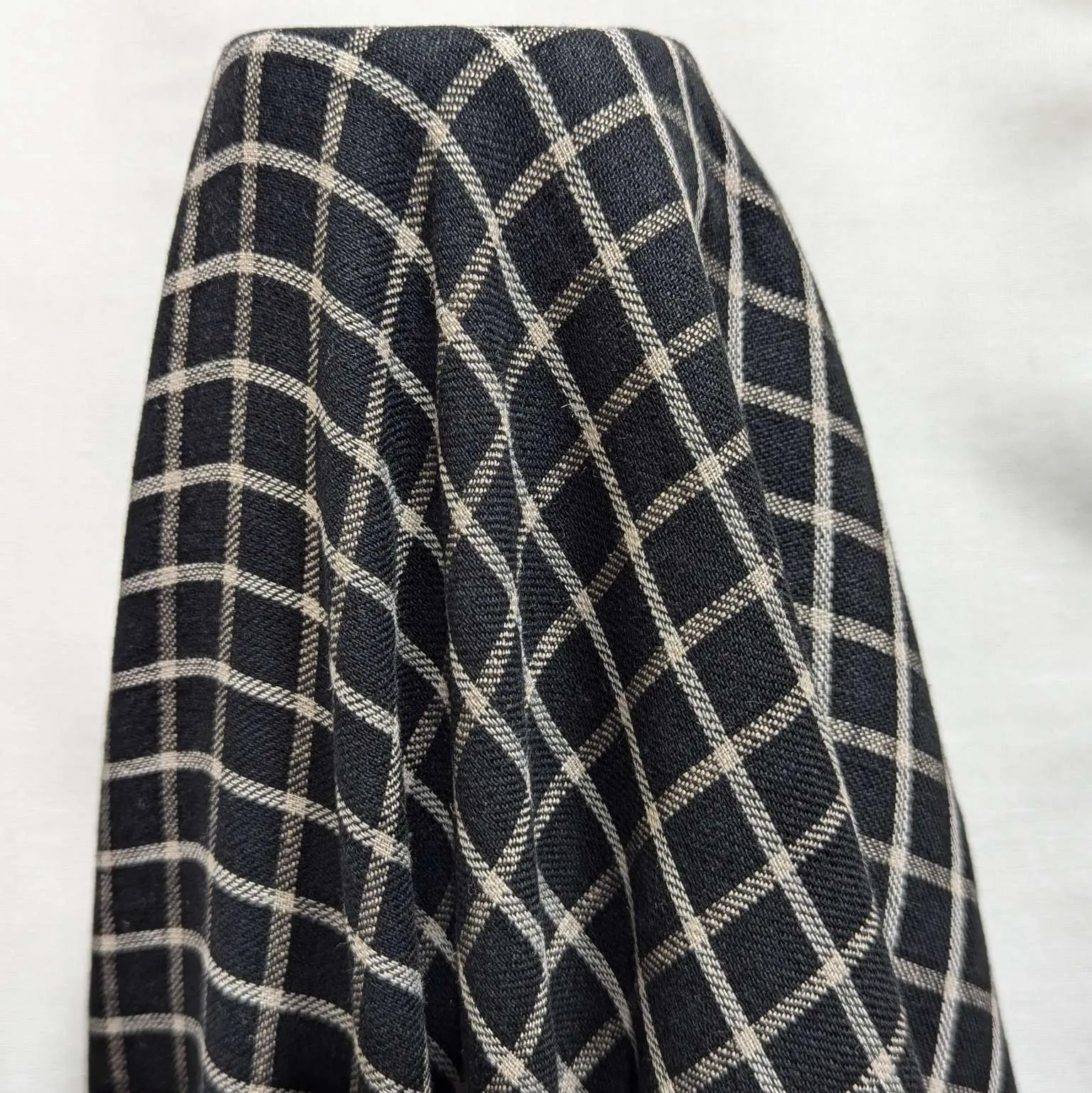 Quinn Check, Black