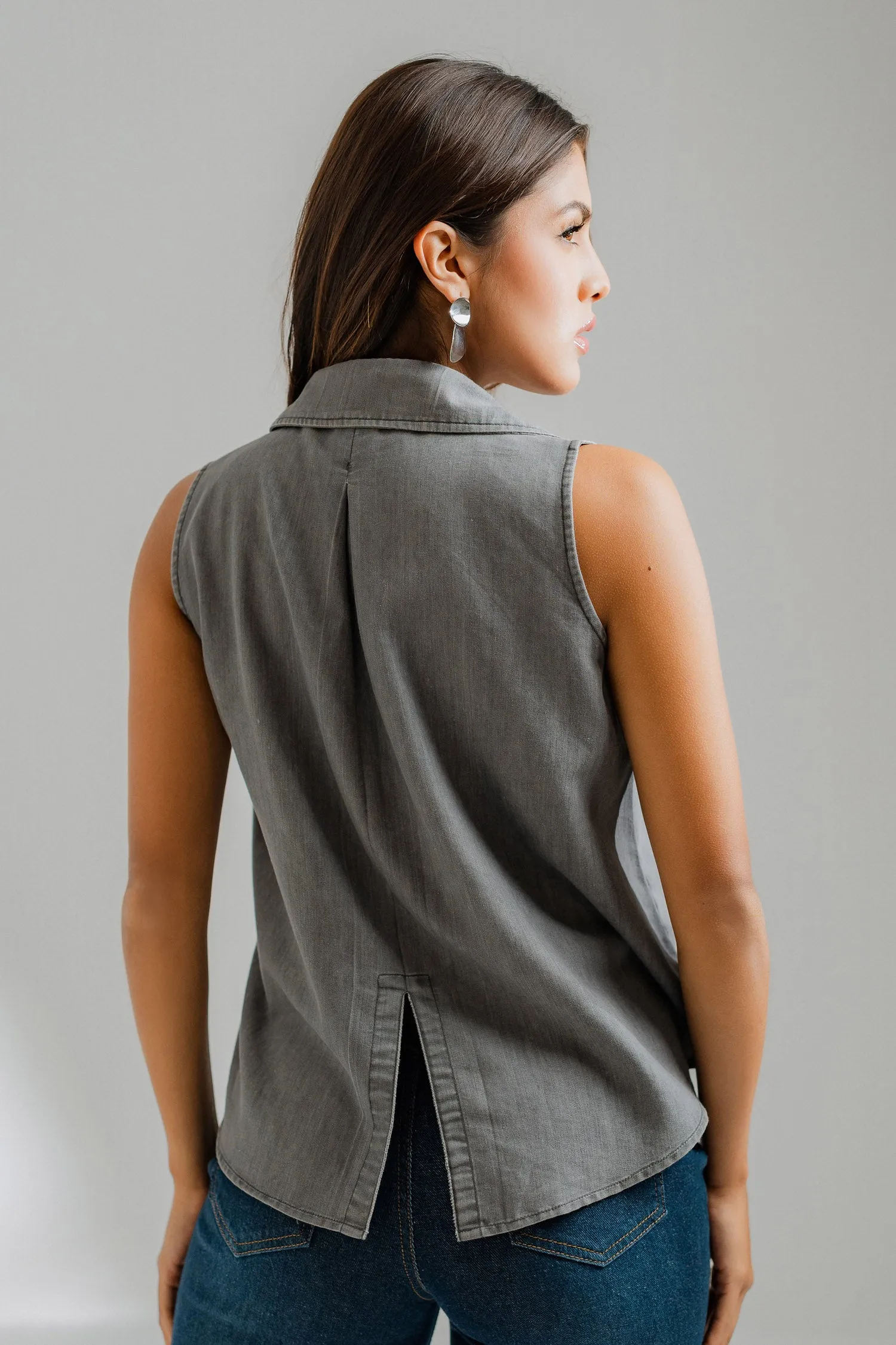 Sleeveless Button-down Chambray Shirt