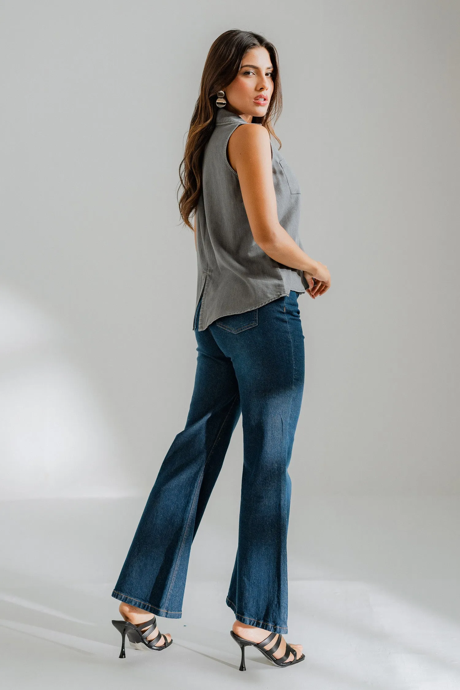 Sleeveless Button-down Chambray Shirt