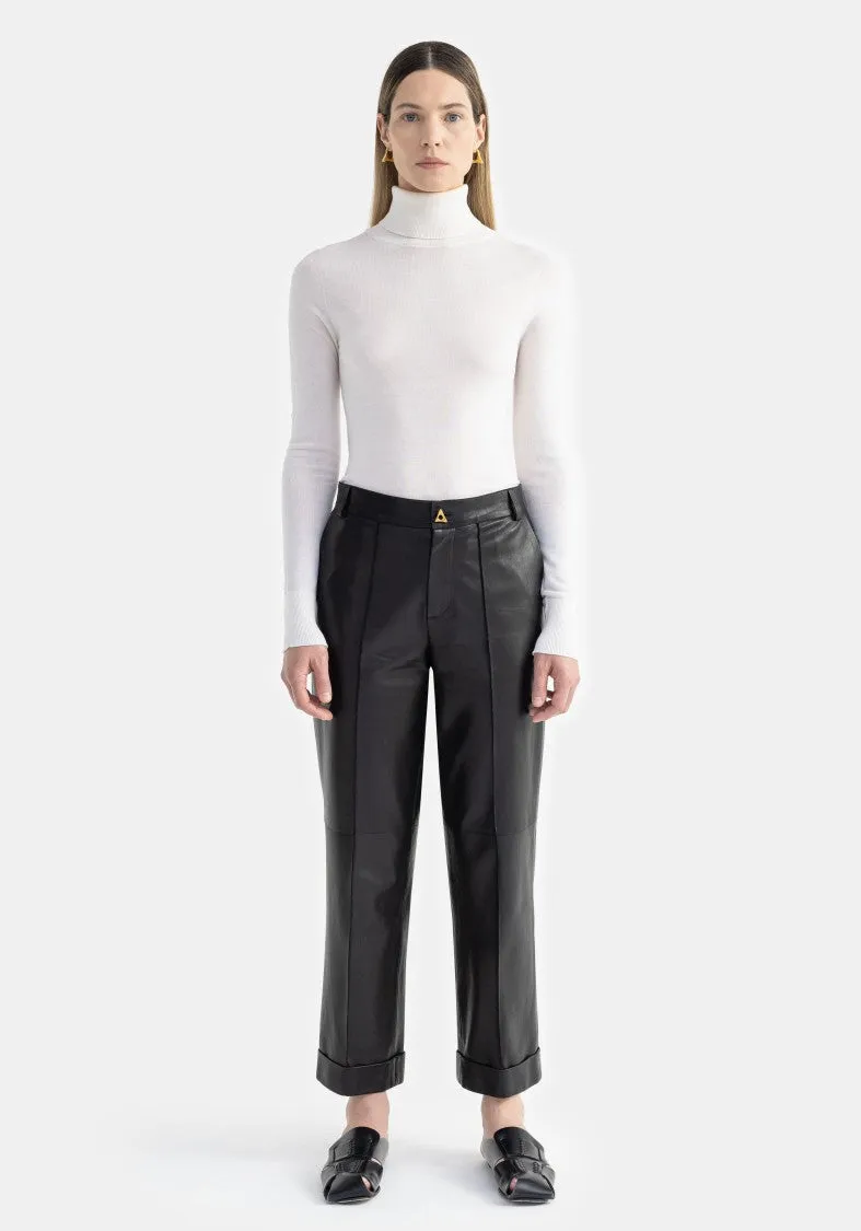 Tender - Fitted Turtleneck
