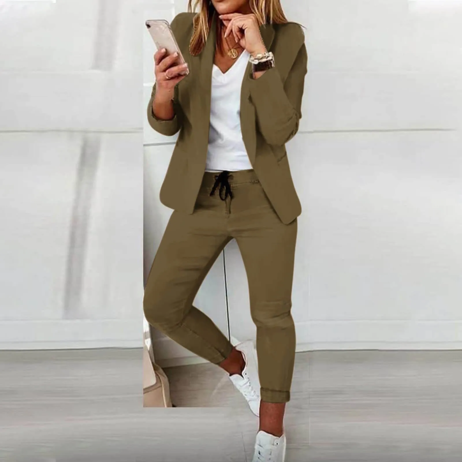 The elegant and comfortable Alena set