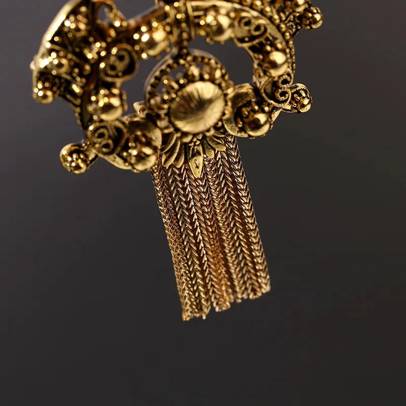 Vintage Openwork Fringed Brooch