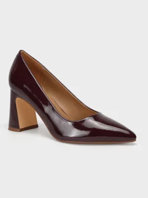 Womens "KANNAN" Pointy Toe Slip-On Courts